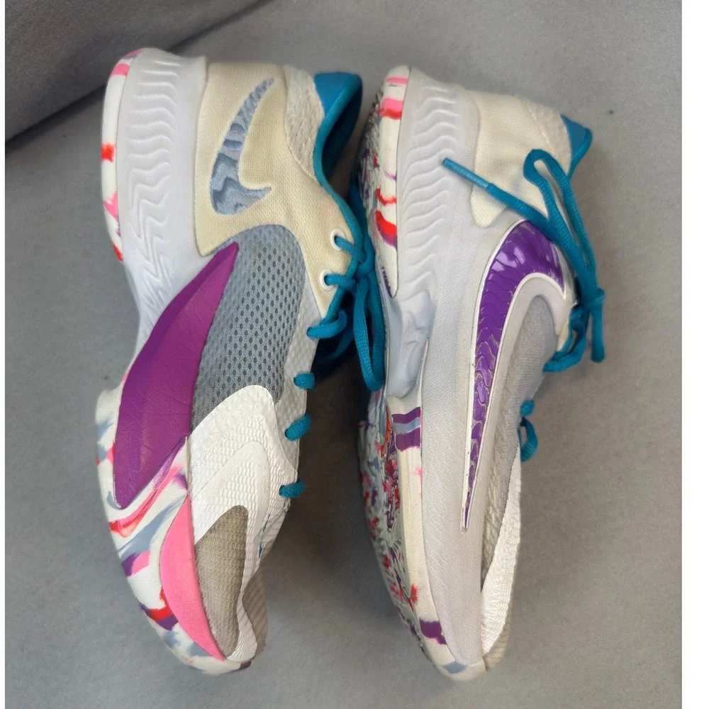 Nike Giannis Zoom Freak 4 Light Pillars Shoes Youth 6.5Y Womens 8 DQ0553-102